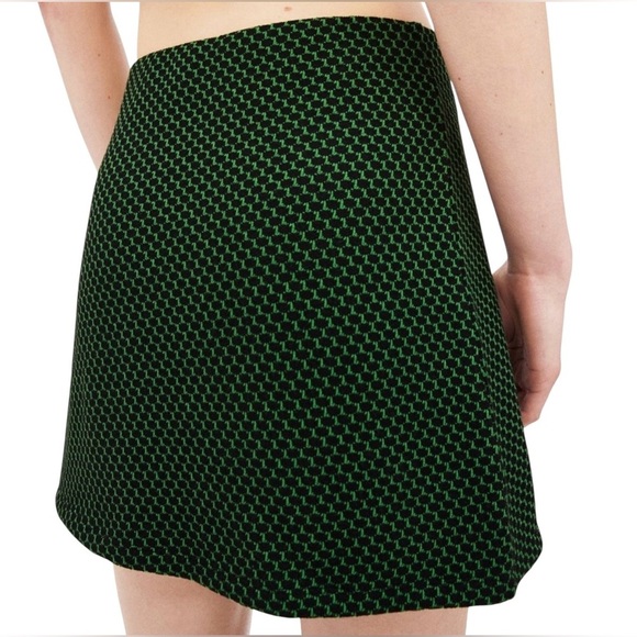 NWOT, ZARA, Green & Black Jacquard Printed A-Line Mini Skirt, XS- Small - Picture 11 of 11